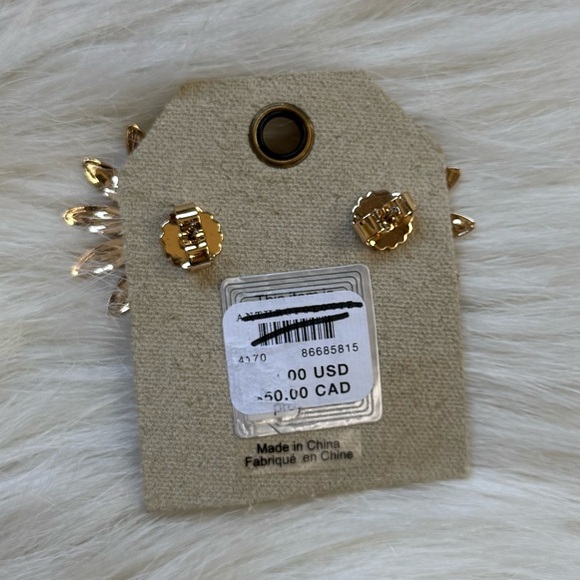 New Anthropologie Daisy Stud Earrings Gold Earrings - Picture 3 of 3